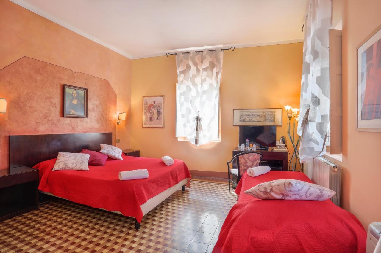 Antica Residenza Santa Chiara -City Center Lucca Luaran gambar
