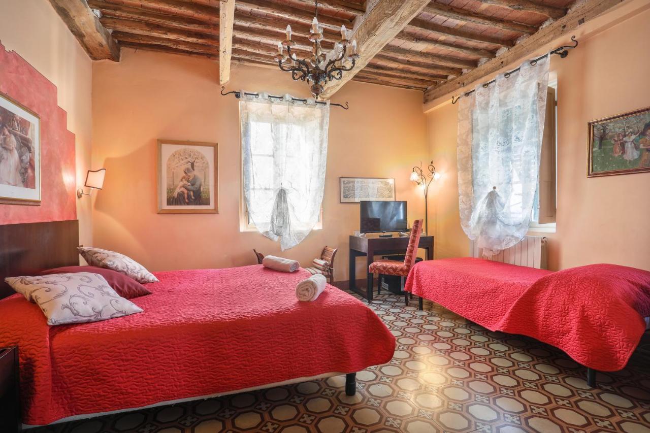 Antica Residenza Santa Chiara -City Center Lucca Luaran gambar