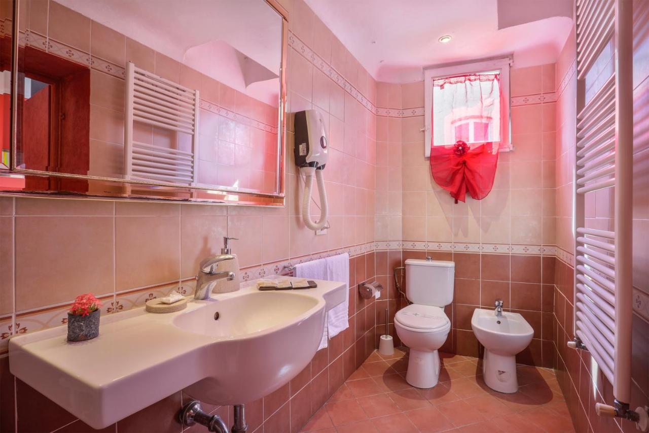 Antica Residenza Santa Chiara -City Center Lucca Luaran gambar